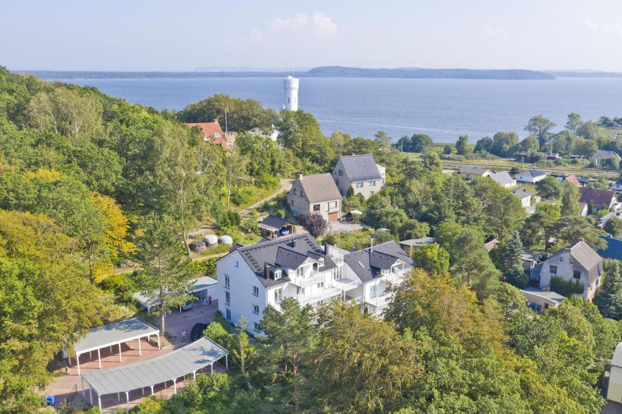 Ferienwohnung Mit Balkon Und Meerblick - Ferienresidenz Zwei Bodden Fewo 1-4 Lietzow エクステリア 写真